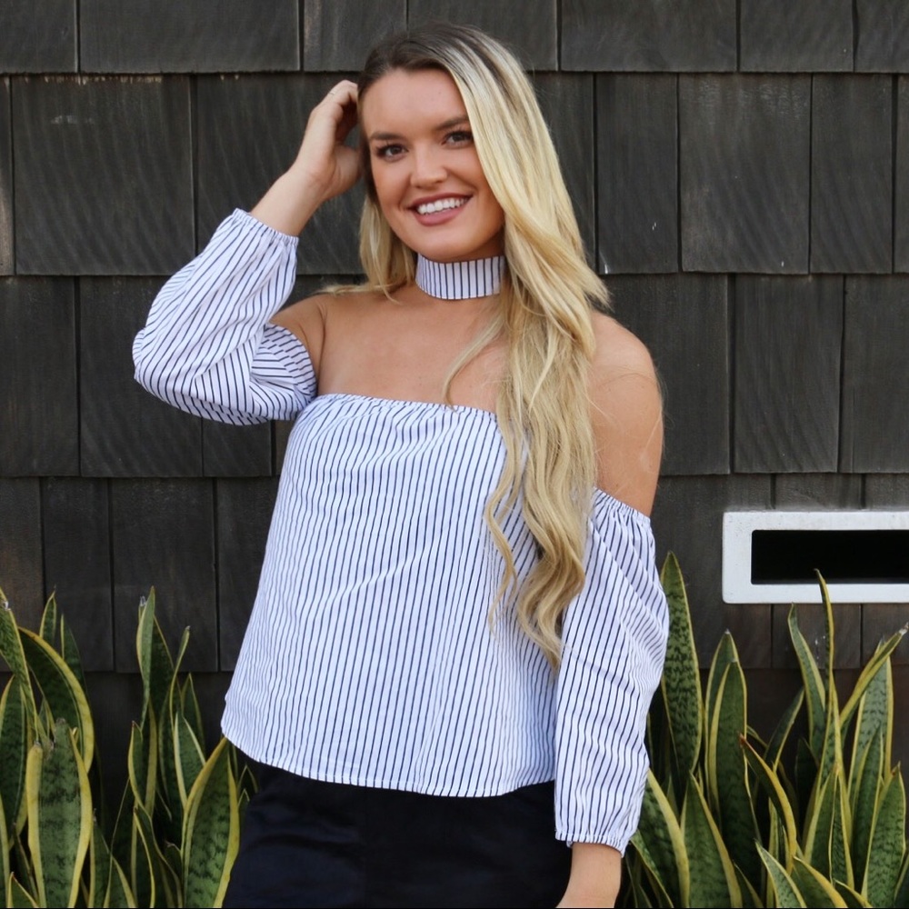 white striped choker top - Picture 1 of 5